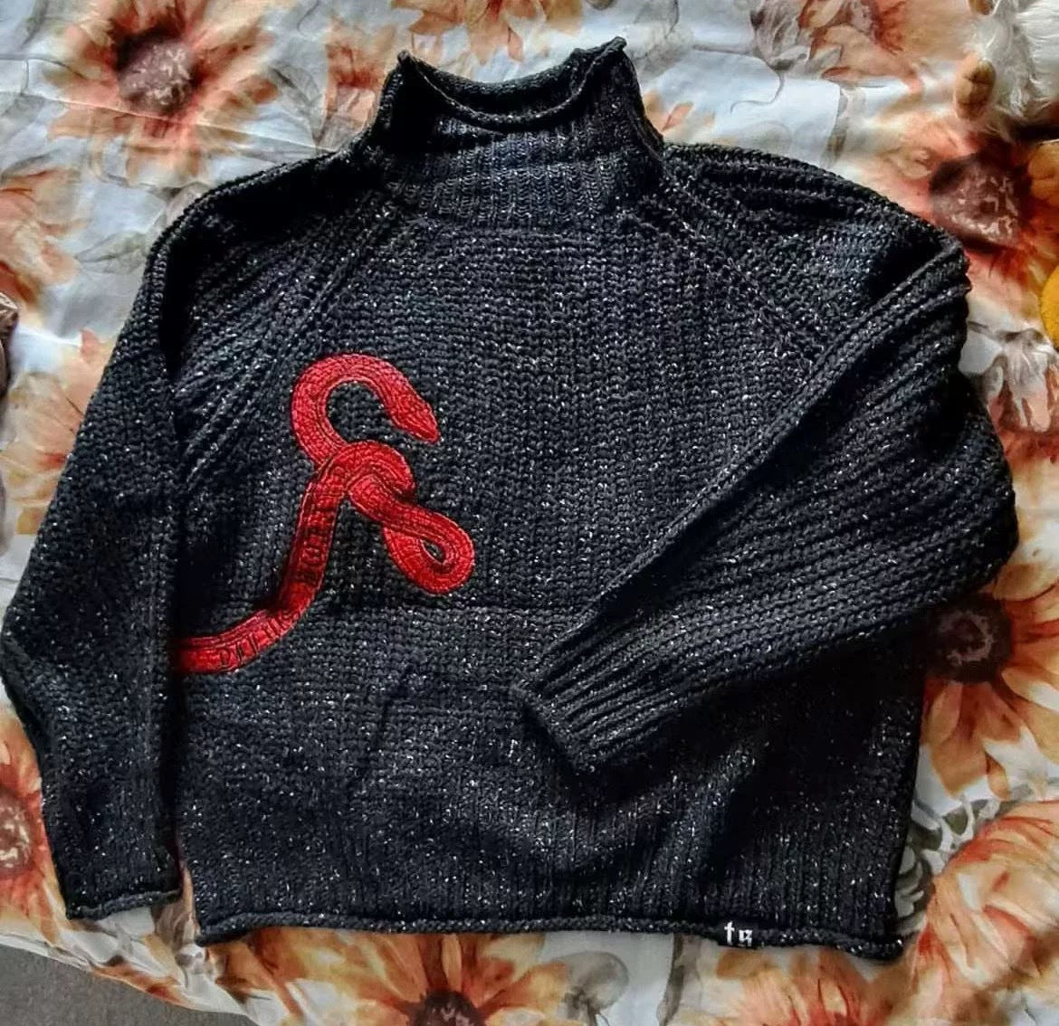 taylor swift reputation sweater